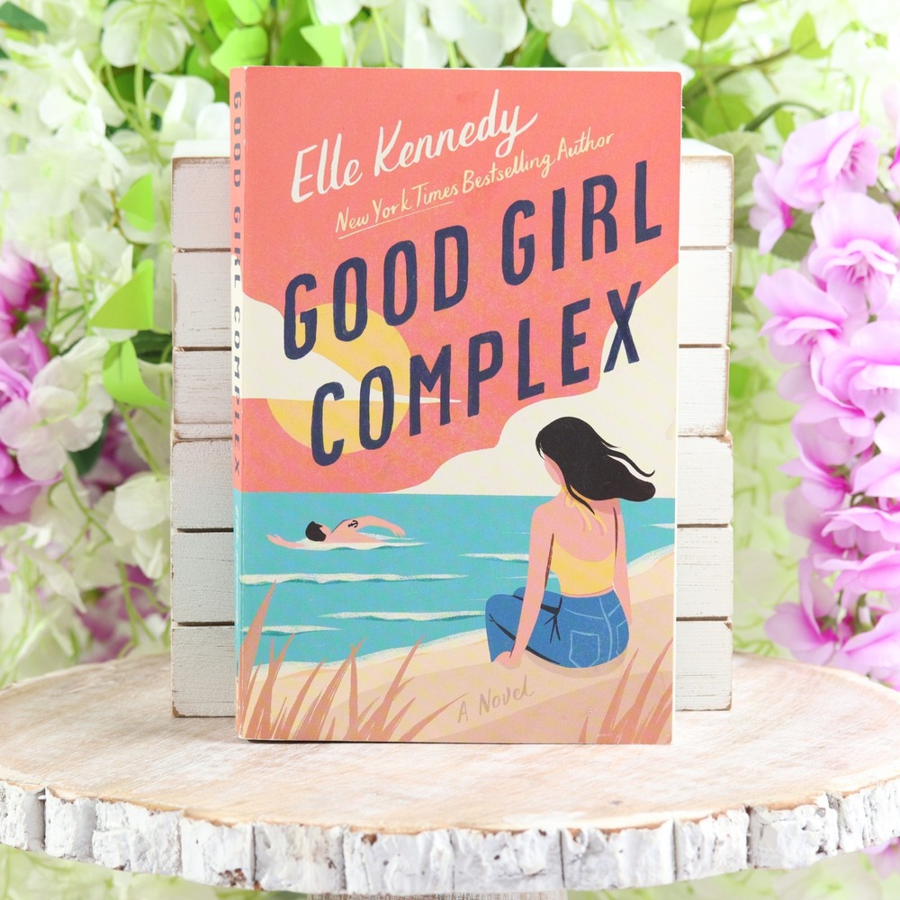 Good Girl Complex by Elle Kennedy Avalon Bay Novel Paperback Romance 2022